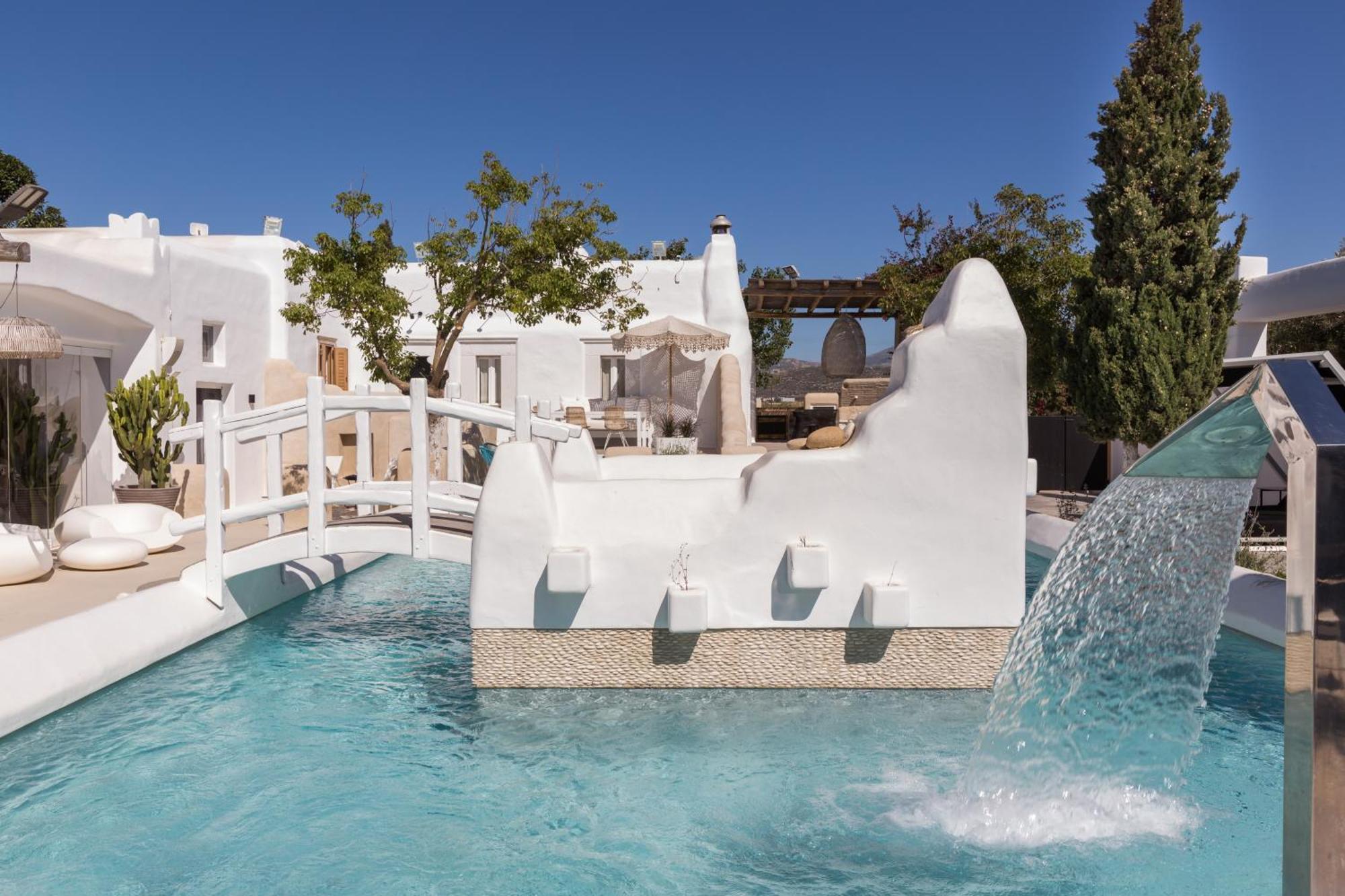 Kallos Villas & Suites Naxos City エクステリア 写真